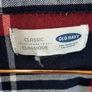 Old Navy Shirts - Old navy classic plaid flannel button up shirt Old Navy Shirts - Old navy classic plaid flannel button up shirt